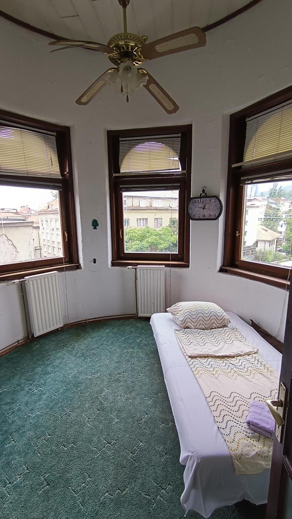 Maria'S Tower Apartment Sarajevo Exterior photo